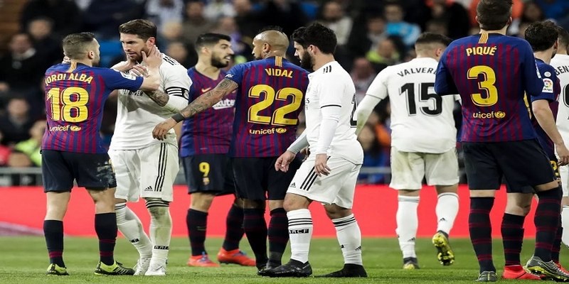 El Clasico dịch ra tiếng Việt có nghĩa là "Siêu Kinh Điển"