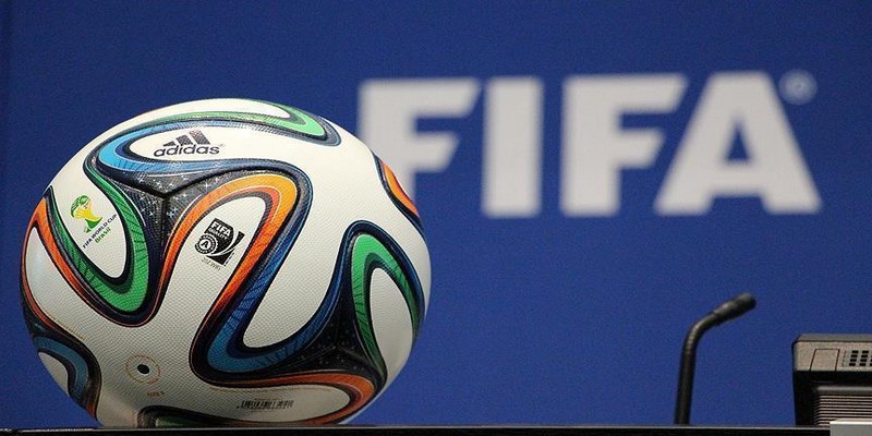 FIFA là tổ chức gì đã thực hiện nhiều thay đổi